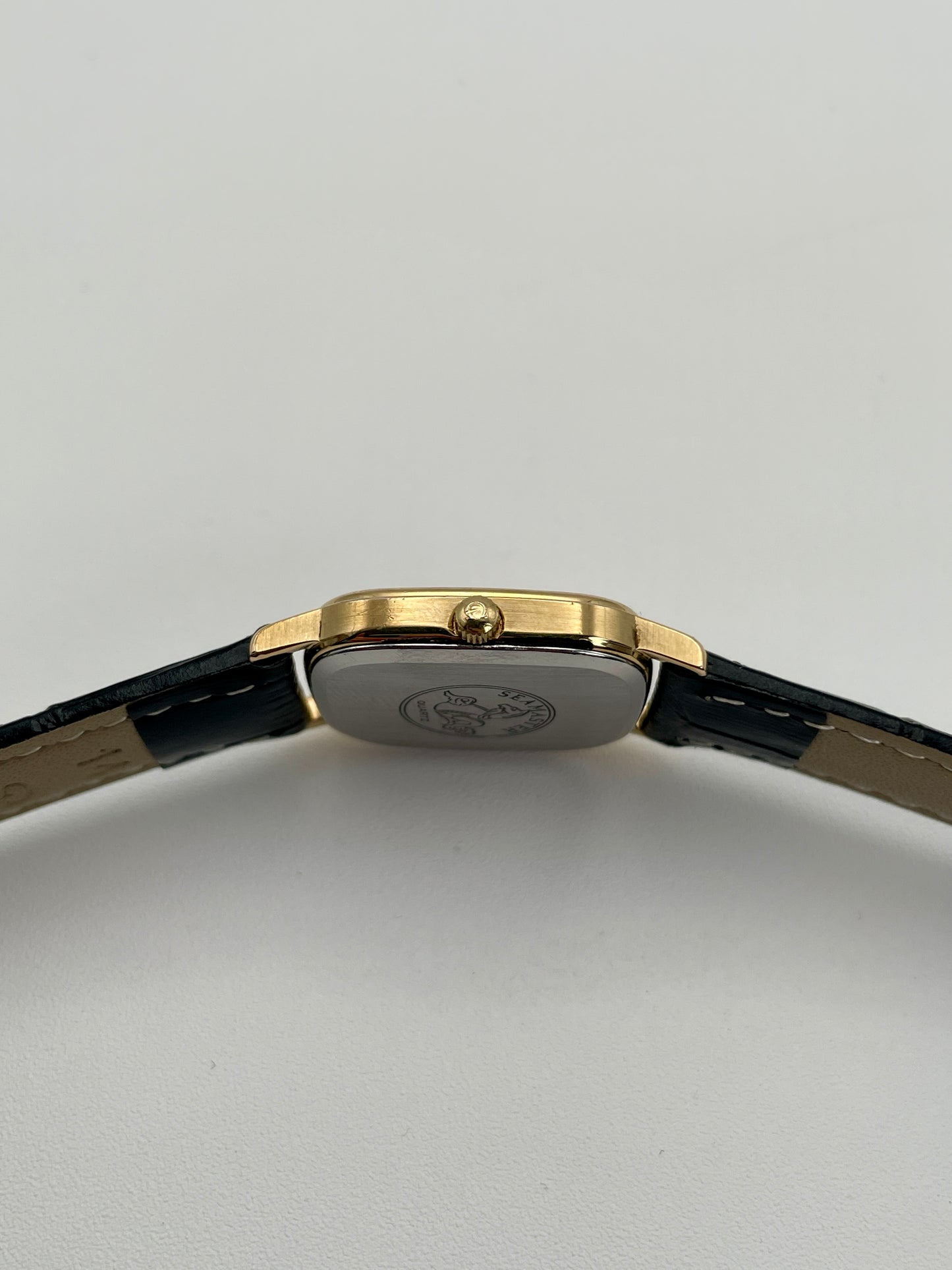 Omega Seamaster Tank 796.0864 Vintage Women's Watch in Gold