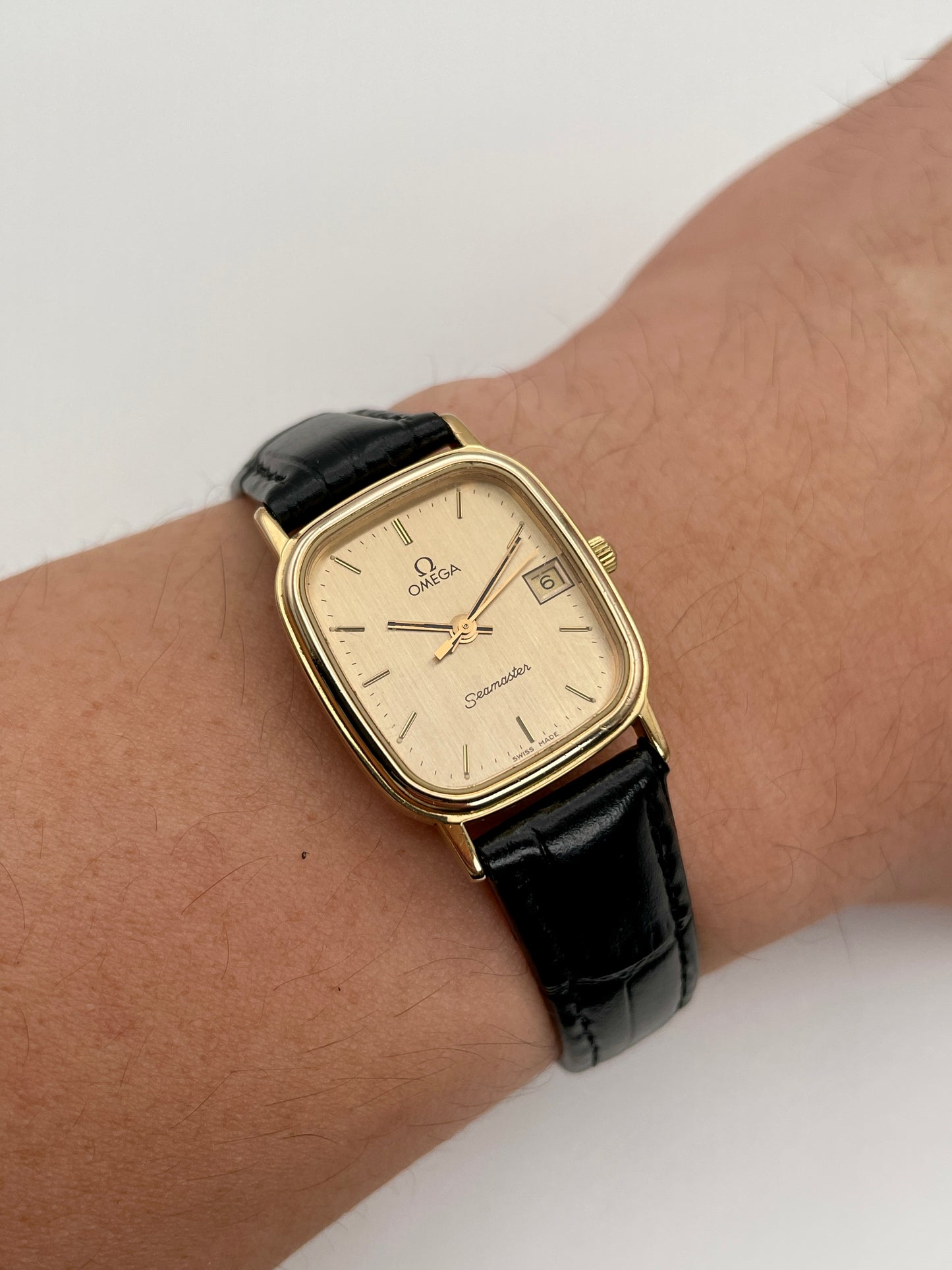Omega Seamaster Tank 796.0864 Vintage Women's Watch in Gold