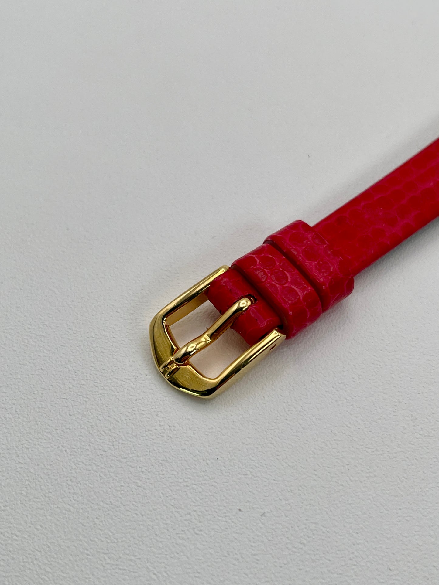 Gucci Sherry Line Vintage Women's Watch in Gold
