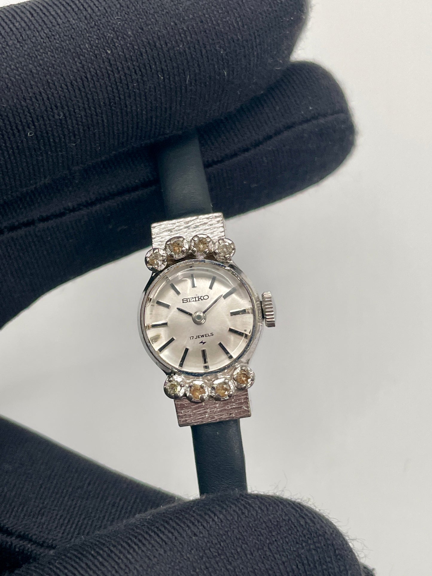 Seiko 10-0900 Vintage Women's Watch in White Gold