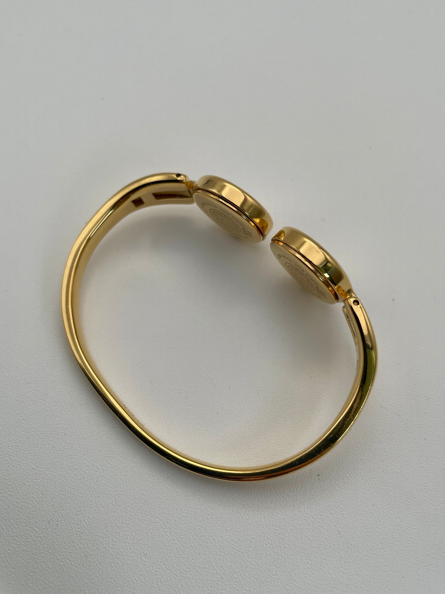 Fendi Dual Time 620L Vintage Ladies Watch in Gold