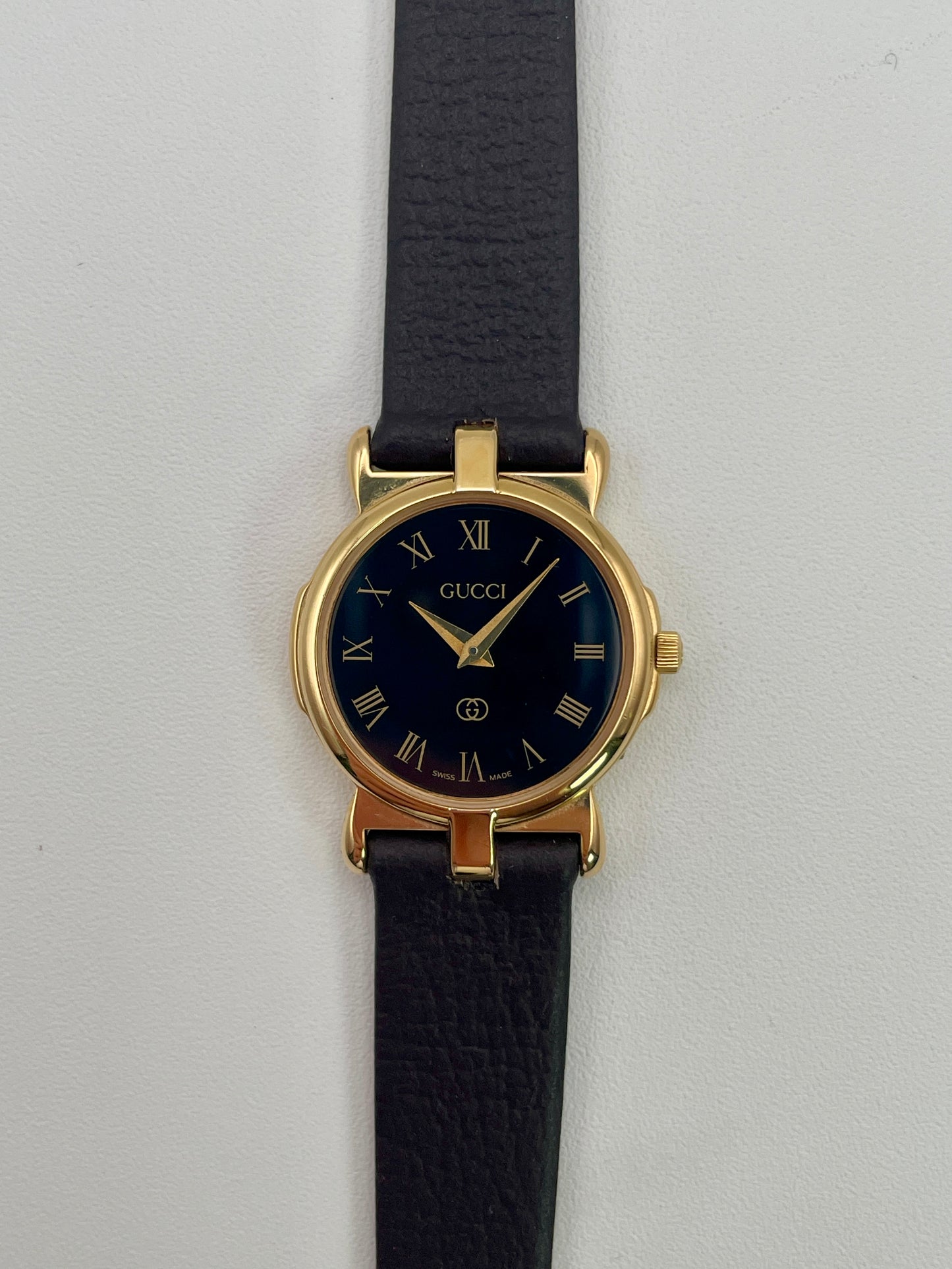 Gucci 3400FL Vintage Women's Watch in Gold