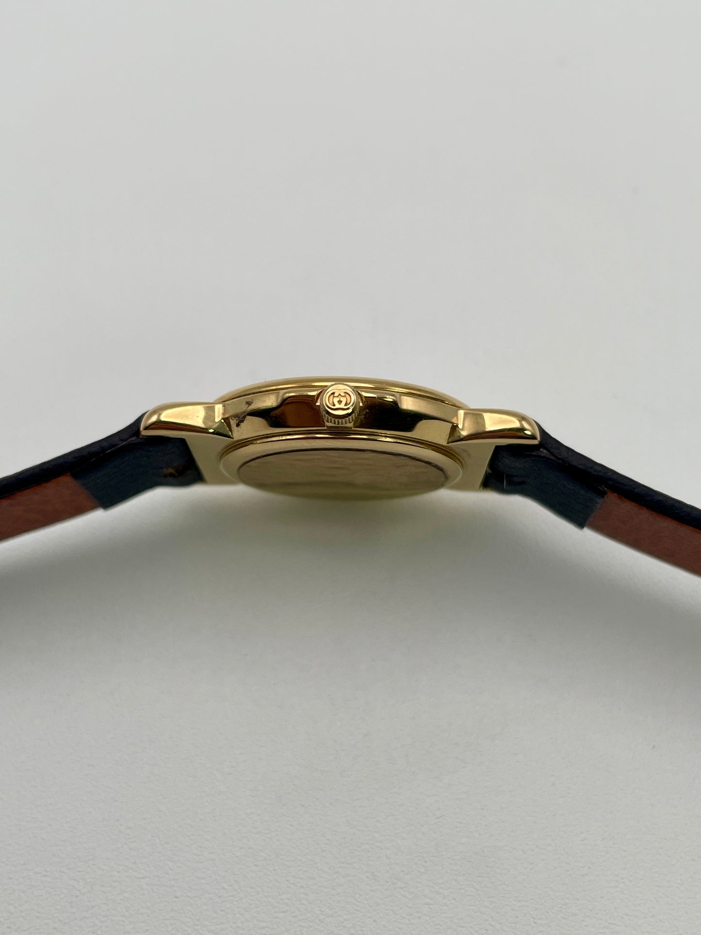 Gucci 3400FL Vintage Women's Watch in Gold