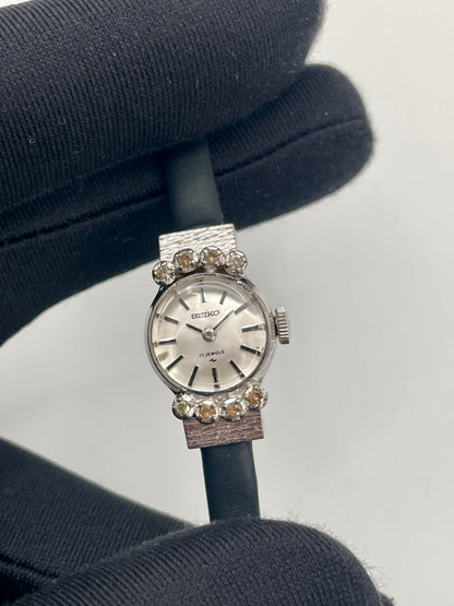 Seiko 10-0900 Vintage Women's Watch in White Gold