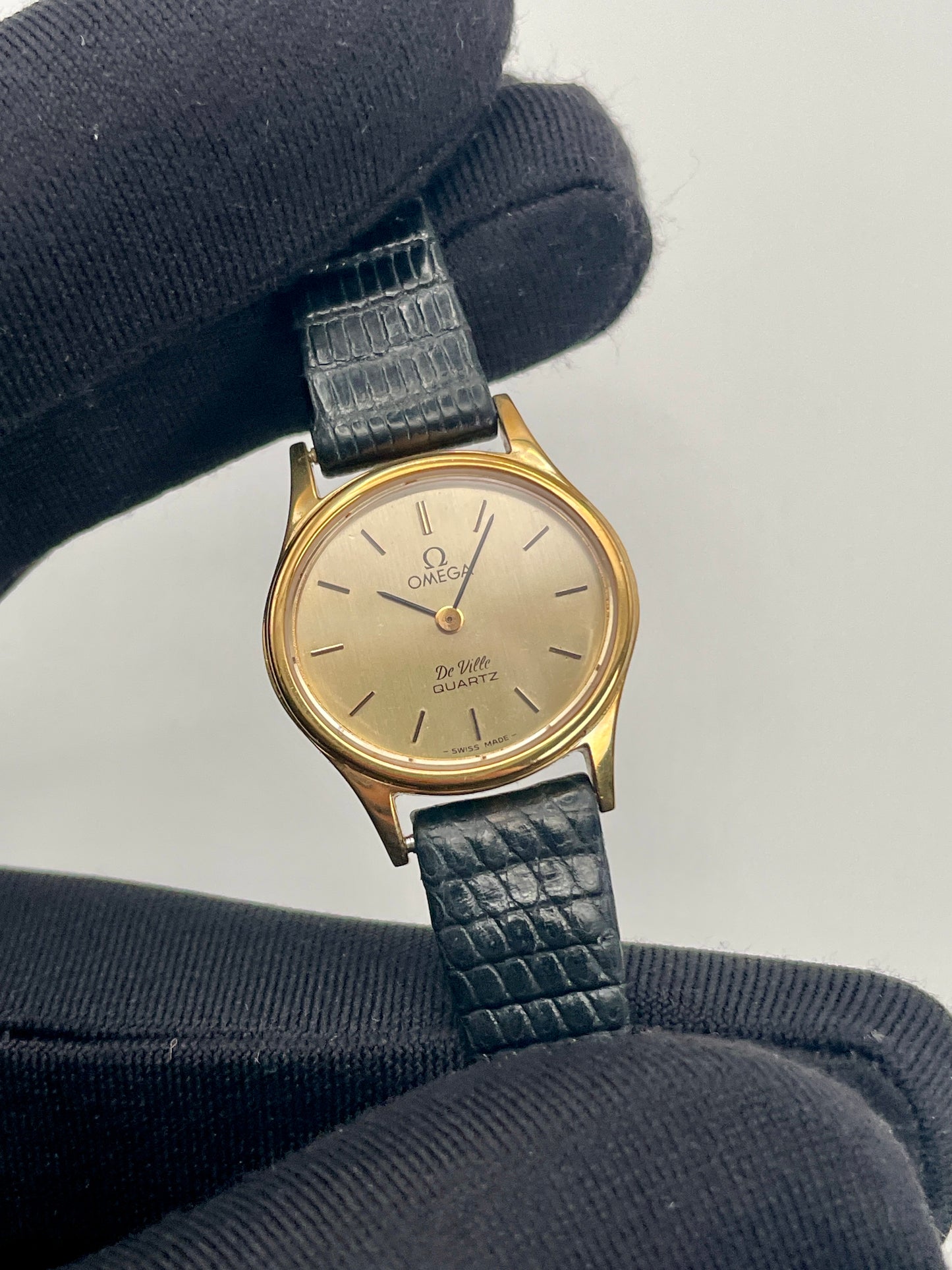 Omega De Ville Cal. 1350 Vintage Women’s Watch in Gold