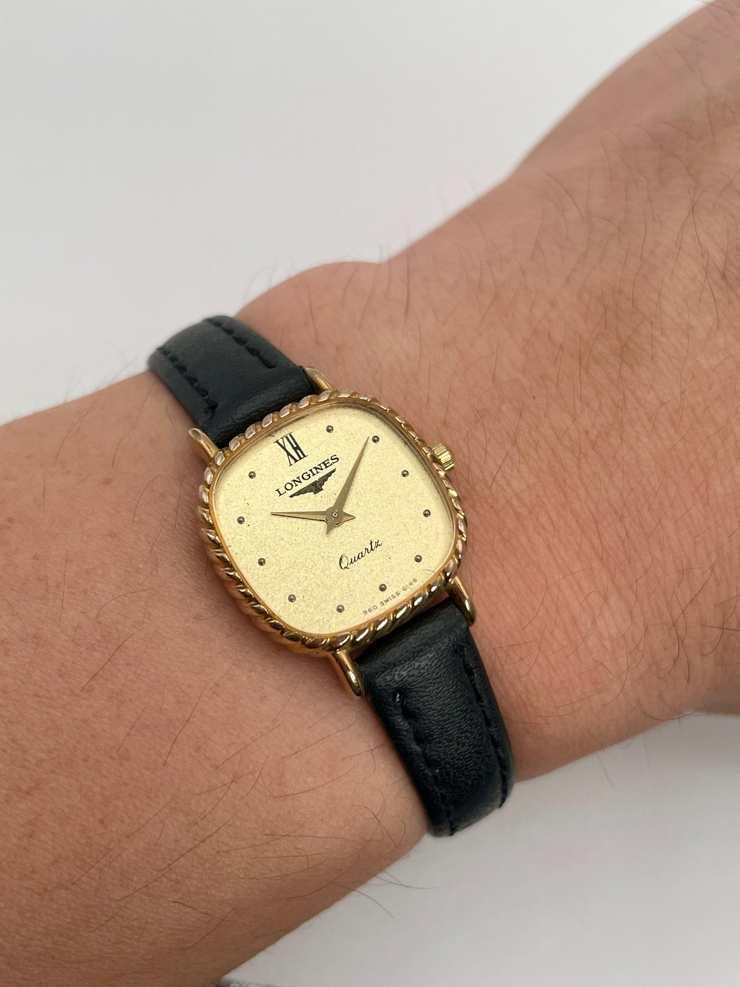 Longines 960-6166 Vintage Women's Watch in Gold