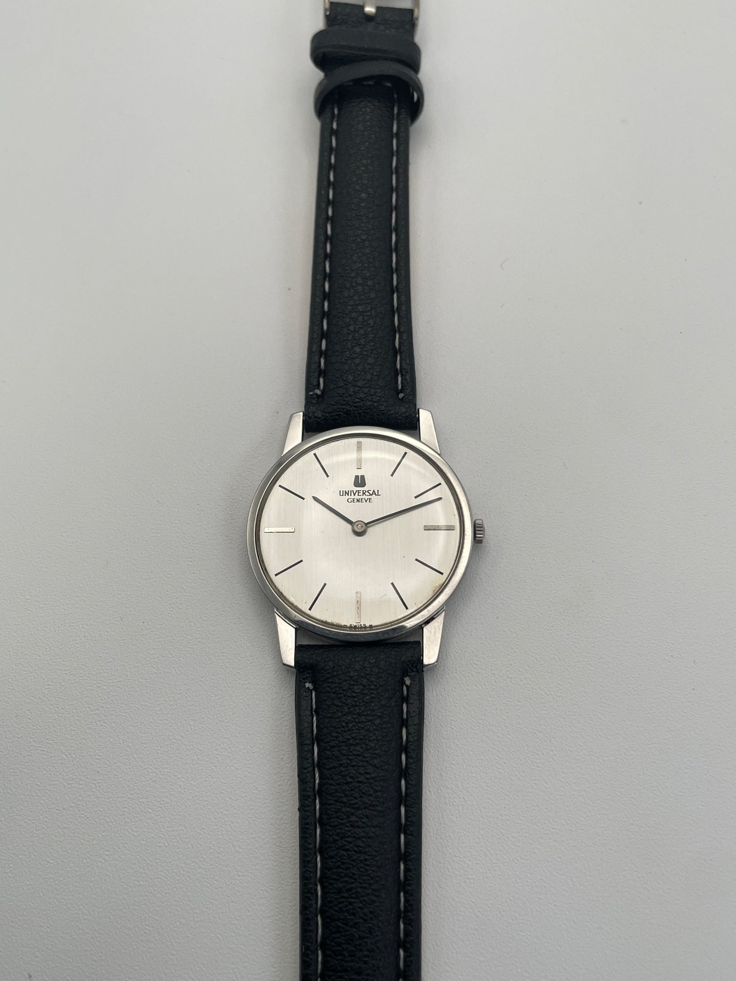 Universal Geneve Altesse "Ultra Thin" Vintage Watch in Steel