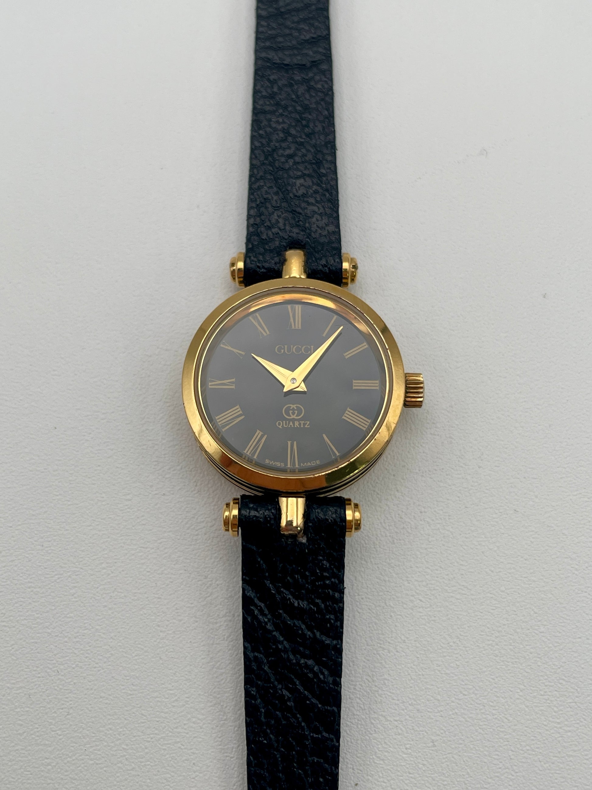 Gucci Ladies Watches Leather Band Gucci Sherry Line Vintage